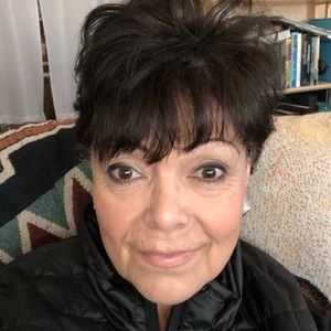 Meet your Posher, Carmen